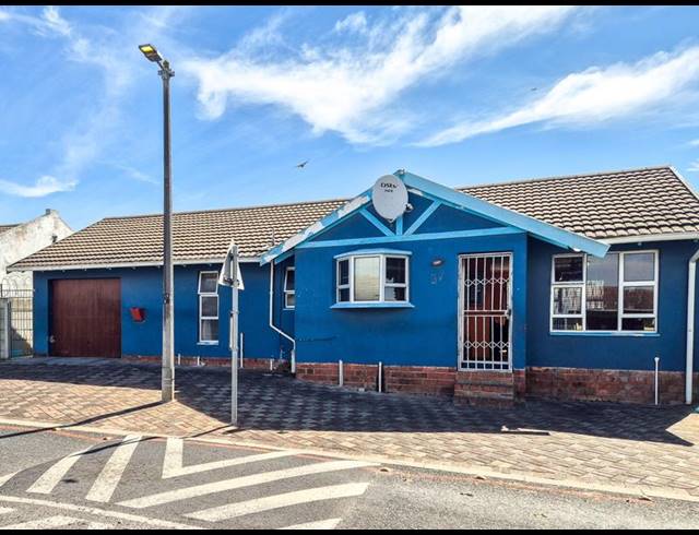 3 BEDROOM HOUSE FOR SALE IN TUSCANY GLEN